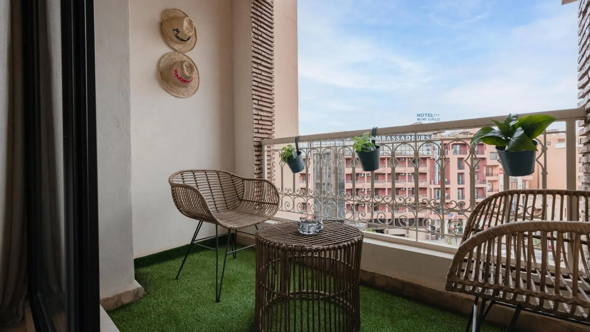 Chic City Suite With Pool And Gym In Central Gueliz Marrakesh 0*,